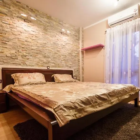 Luxury Near Bacvice Apartman *