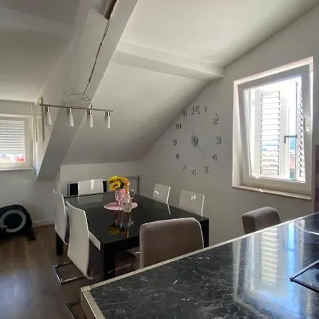 Apartmán Luxury Near Bačvice