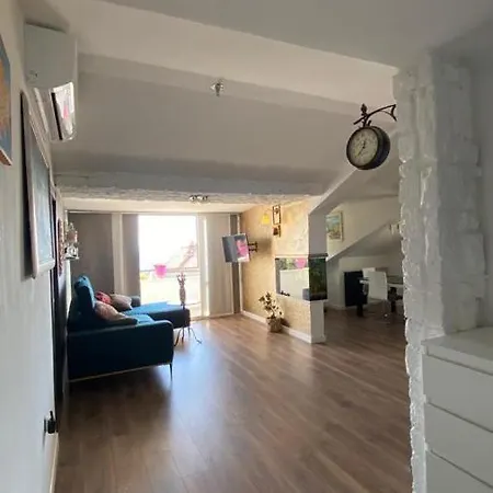 아파트 Luxury Near Bacvice